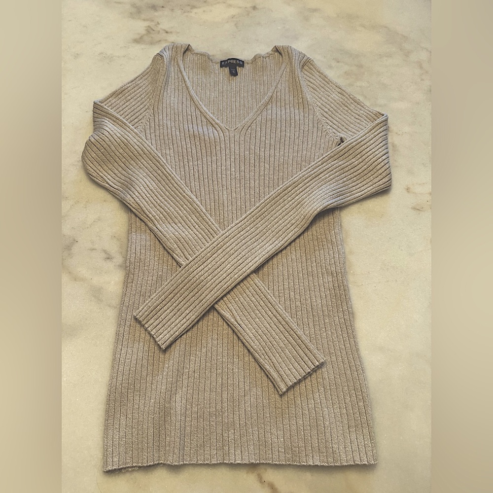 Express Women’s Ribbed Sweater